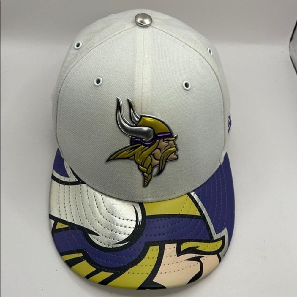 Minnesota Vikings fitted hat ball cap
